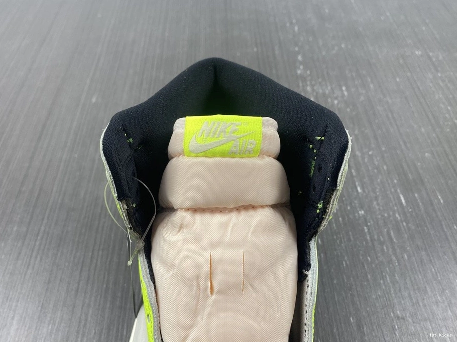 Retro Volt Air Jordan Visionaire 1 OG High 555088-702 1109